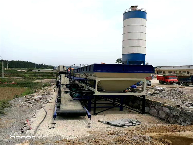 400穩(wěn)定土拌合站安全操作方法？建筑機(jī)械廠家6步法-拌合站！
